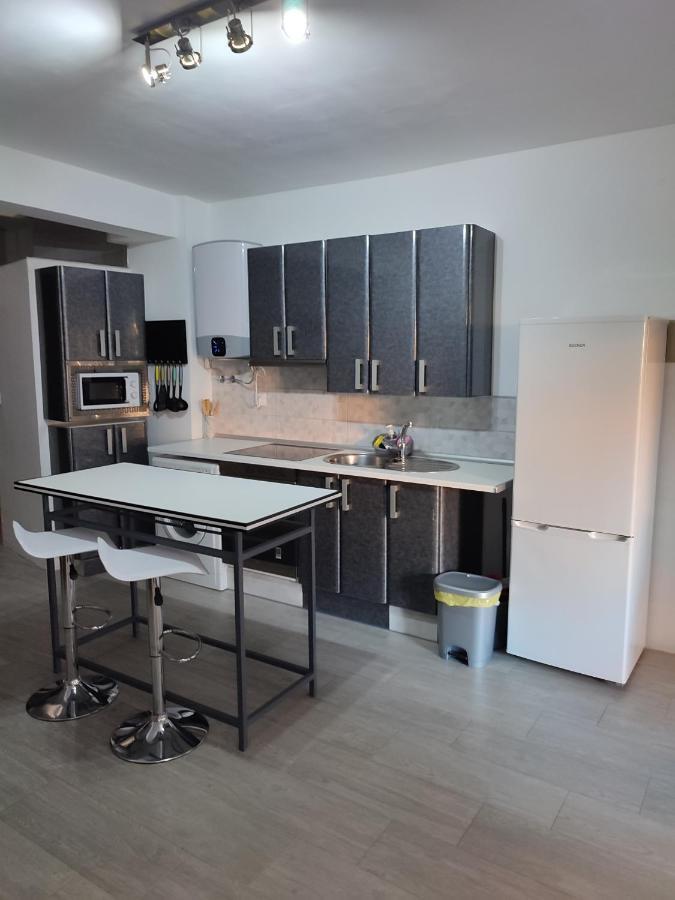 Loft Centro Con Parking Gratis Y Azotea Chillout Gratis! Apartamento Talavera da Rainha Exterior foto